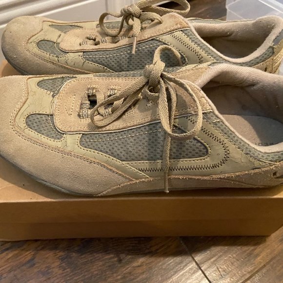 $5-      🛑💥Prediction sneakers size 11(MUST BE BUNDLED -3 OR MORE) - Picture 3 of 8